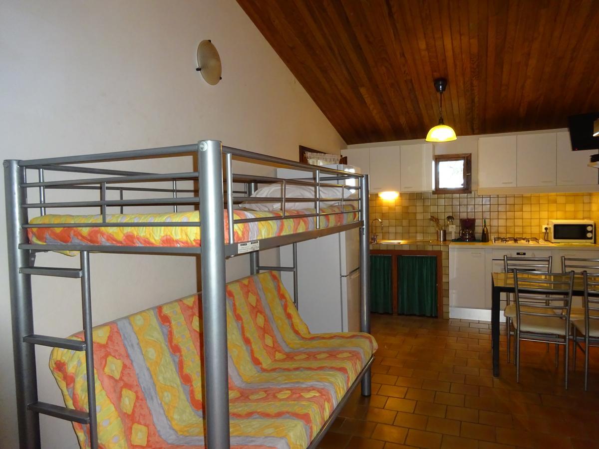 Camping Mozziconaccio Hotel Tarcu Екстериор снимка